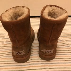 Ugg Boots sz 2